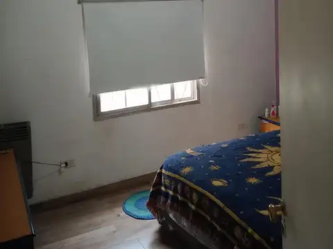 Casa 5 ambientes con 1 baño
