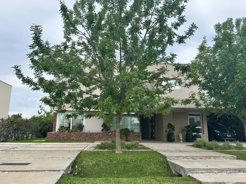 Casa en Venta de 5 dormitorios