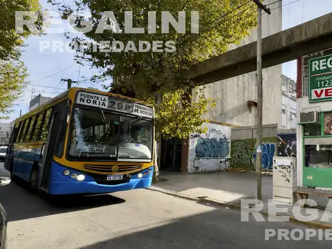 Local en Venta Via Pública