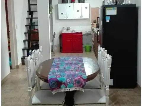 Carlos D Nicora 100, Piso 2