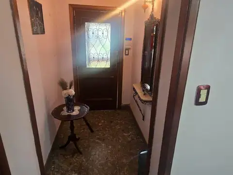 Depto Tipo Casa en Venta de 5 ambientes