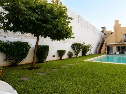 Casa en Venta en Mataderos, USD 460.000