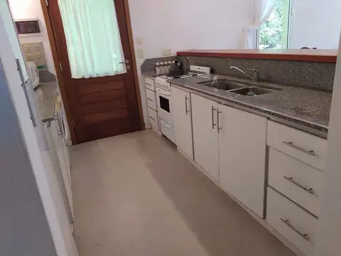 Casa en Alquiler Temporal en Alfalad, USD 111