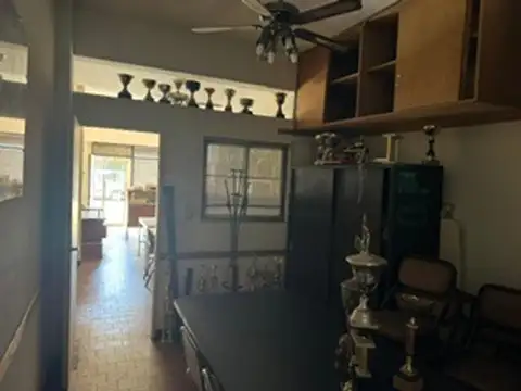 LOCAL DE 35 METROS CUADRADOS