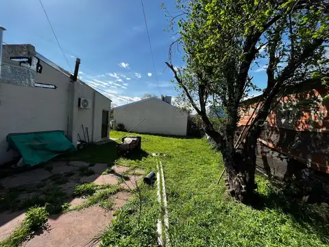 Vendo Casa un dormitorio en Caseros, Entre Ríos.