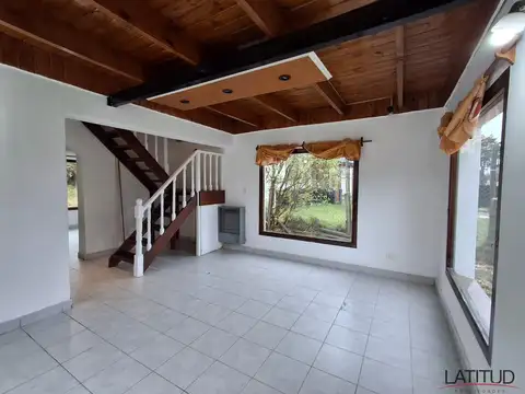 Casa en alquiler c/ cochera en Ushuaia