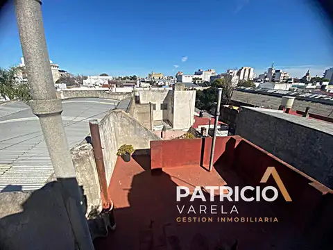 Depto Tipo Casa en Venta 40 años