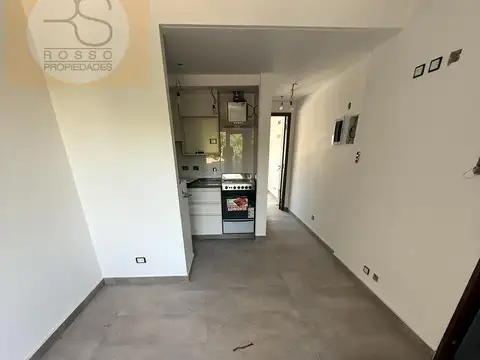 Departamento en Alquiler en Moron Sur, $ 600.000