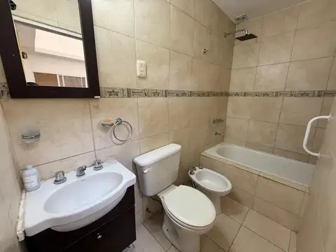 Depto Tipo Casa en Alquiler de 2 dormitorios