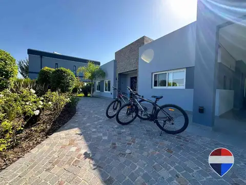 Casa en Venta en Country Santa Rita, USD 279.000