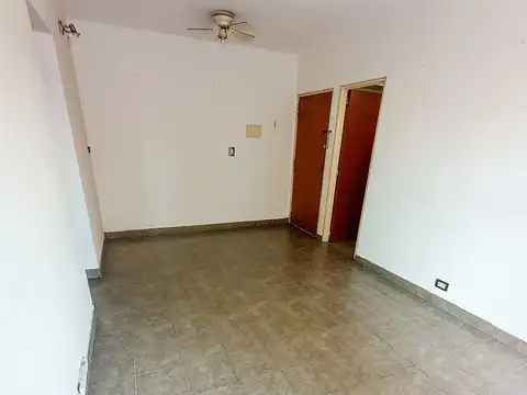 Zeballos 3600, Piso 5