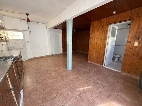 Depto Tipo Casa en Alquiler en Villa Ballester, $ 430.000