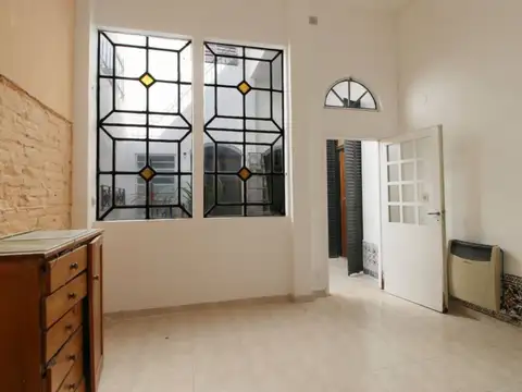 VENTA PH TIPO CASA 5 AMBIENTES FLORESTA