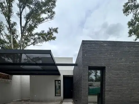 CASA 3 DORMITORIOS - 1 PLANTA - NUEVO MALAGUEÑO - APTO CREDITO
