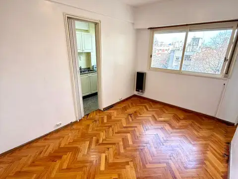 2 AMB 30 MTS TOT, LATERAL MUY LUMINOSO, COC. INDPTE, BAÑO CON DUCHA, EXC. UBICACIÓN