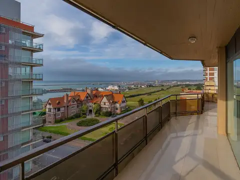 Venta Semipiso de 4 amb Vista al Mar Playa Grande
