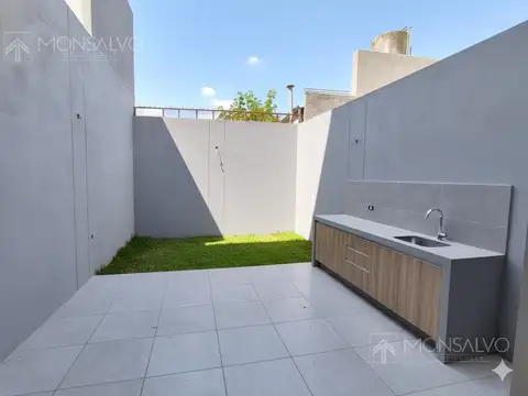 Depto Tipo Casa en Venta de 3 dormitorios