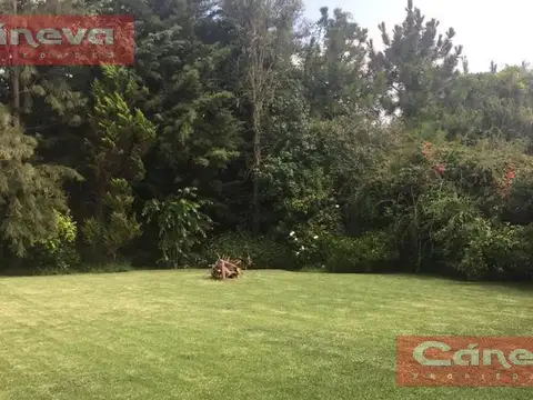 Casa 6 ambientes con 4 baños