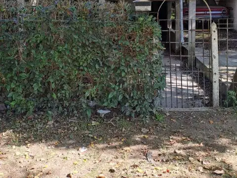 1 bis entre 140 y 142 , Piso 0