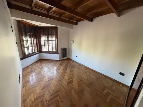 Alquiler PH de 3 ambientes en Villa Dominico