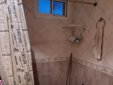 Depto Tipo Casa en Venta de 4 dormitorios