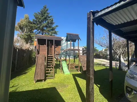 Casa en Venta con 4 cocheras