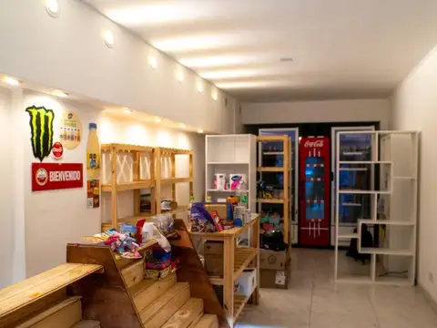 Local en Alquiler en Flores, $ 830.000