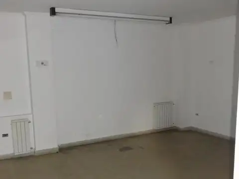 Centro Medico de 1200 m² en San Isidro - Edificio en Block!