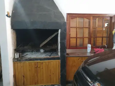 Casa - Venta - Argentina, Costa Azul - AV BARTOLOME MITRE 4198