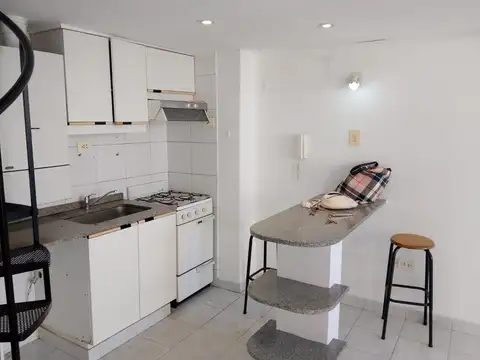 Depto Tipo Casa en Venta 25 años