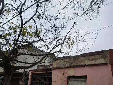 VENTA CASA 4 AMB CON GALPÓN VILLA LUGANO