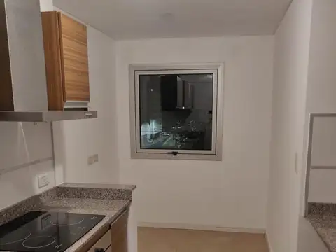 Departamento en Alquiler en Banfield, $ 800.000