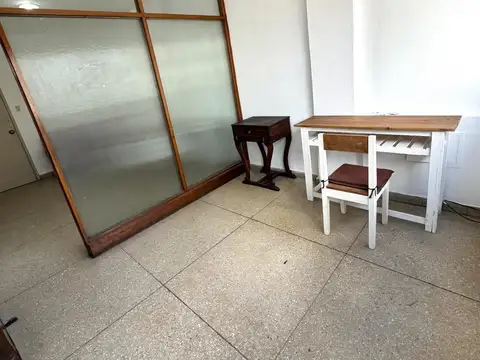 Oficina 2 ambientes con 1 baño