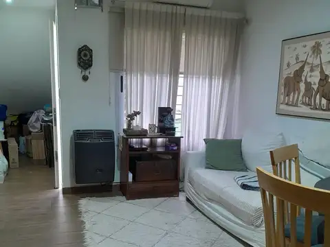 Departamento en Alquiler en Castelar Norte, $ 700.000