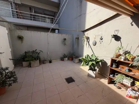 Depto Tipo Casa en Venta de 2 ambientes