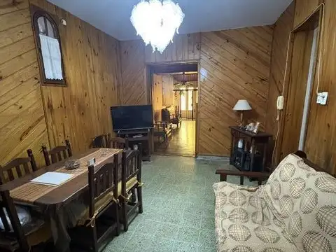 Depto Tipo Casa 4 ambientes con 1 baño