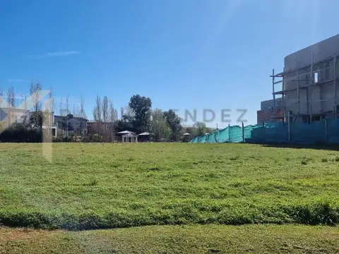 Terreno en Venta de 1289,0 m2