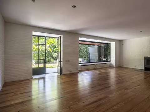 Blanco Encalada 900