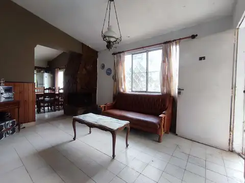 VENTA CASA EN OLIVEROS, 2700 M2 DE LOTE, OPORTUNIDAD