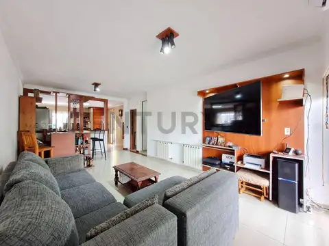 515 bis e/ 5 y 6 1000, Piso 0