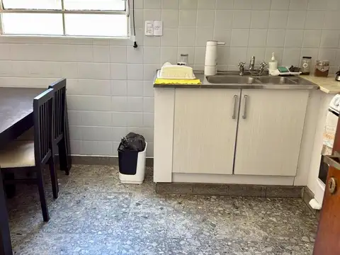 EXCELENTE PH AL FRENTE - METROS AV. CENTENARIO