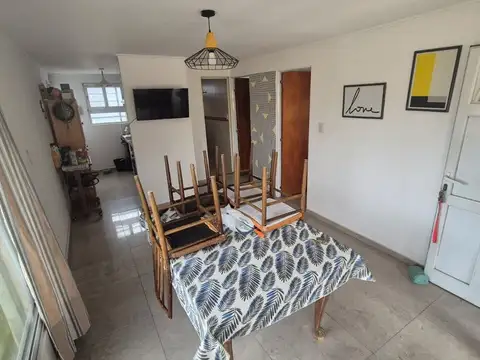 CASA 2 DORMI EN VENTA VILLA CONSTITUCION PILETA