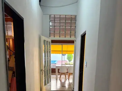 Casa en Venta en Liniers, USD 330.000