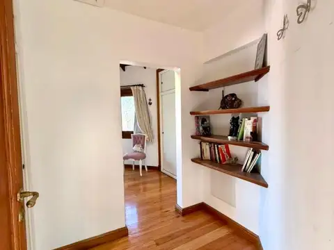 Se Vende Casa de 6 Ambientes, Sobre 1 Hectárea en Barrio La Escondida, Open Door, Luján