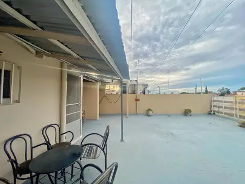 VENTA 3 DEPTOS EN BLOCK  6 AMB 151 M2 LANUS OESTE