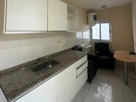 9 DE JULIO 1500, Piso 1
