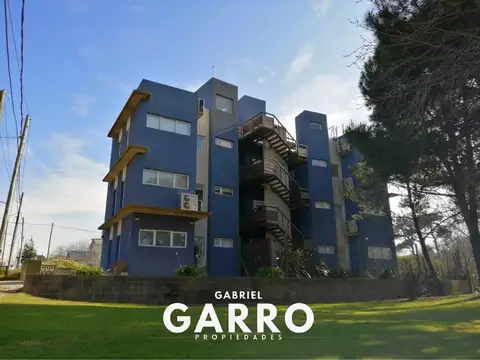 Departamento con parque a dos cuadras de la playa.