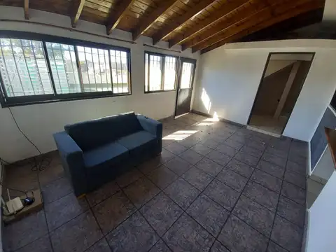 Depto Tipo Casa en Alquiler 1 año