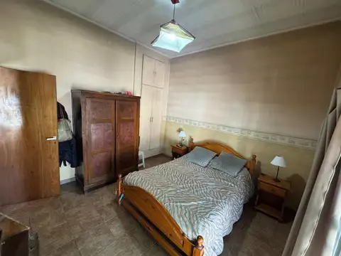 Depto Tipo Casa 5 ambientes con 2 baños