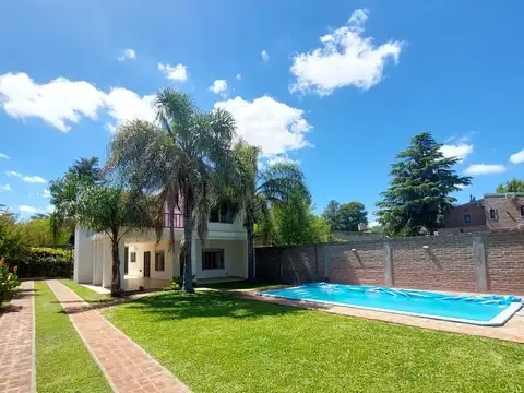 Casa en Venta en Pueblo Esther, USD 156.000